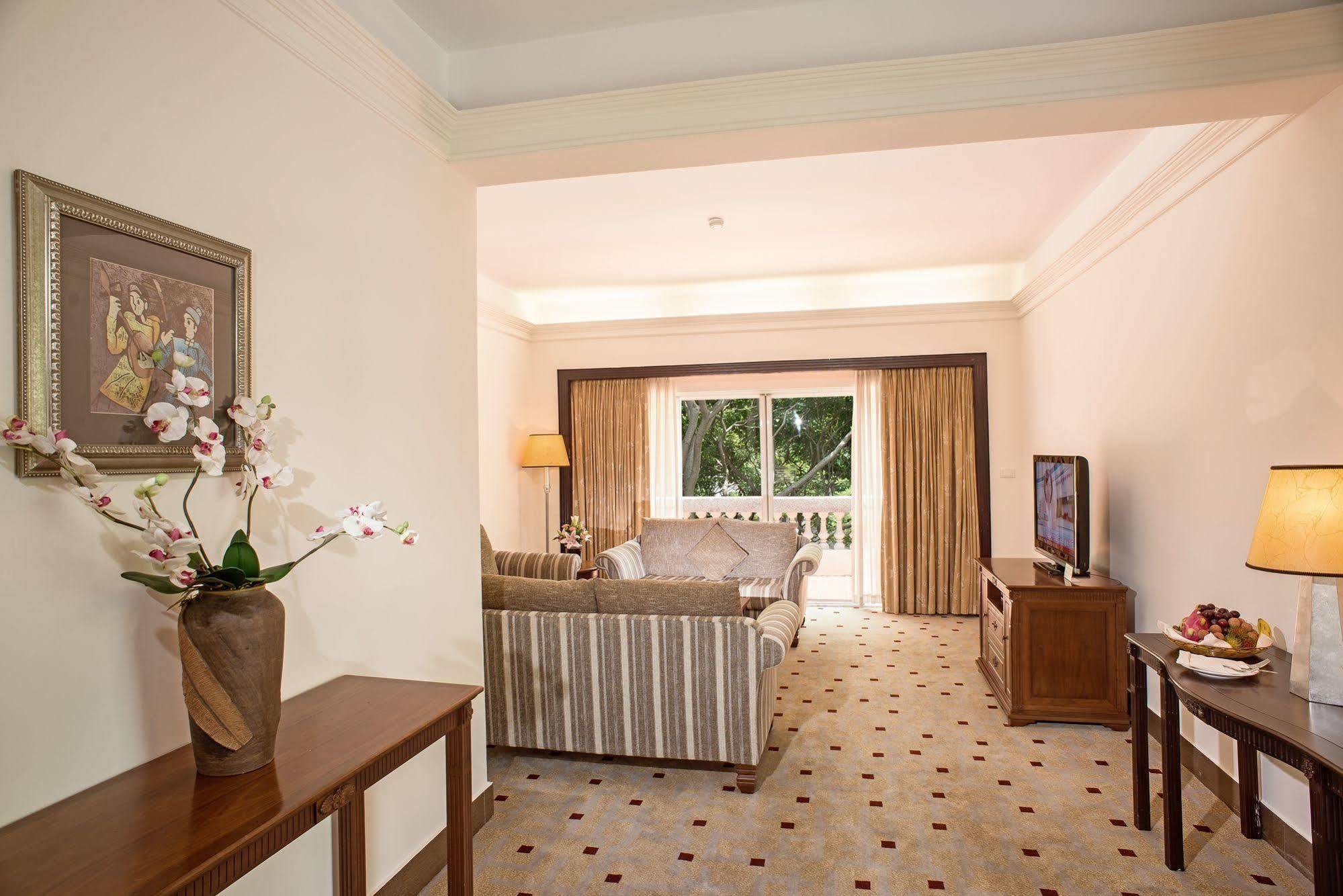 Royal Villas Halong Hạ Long Exterior foto